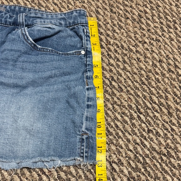 Joe's Jeans Blue Denim Women's Shorts - Picture 4 of 7